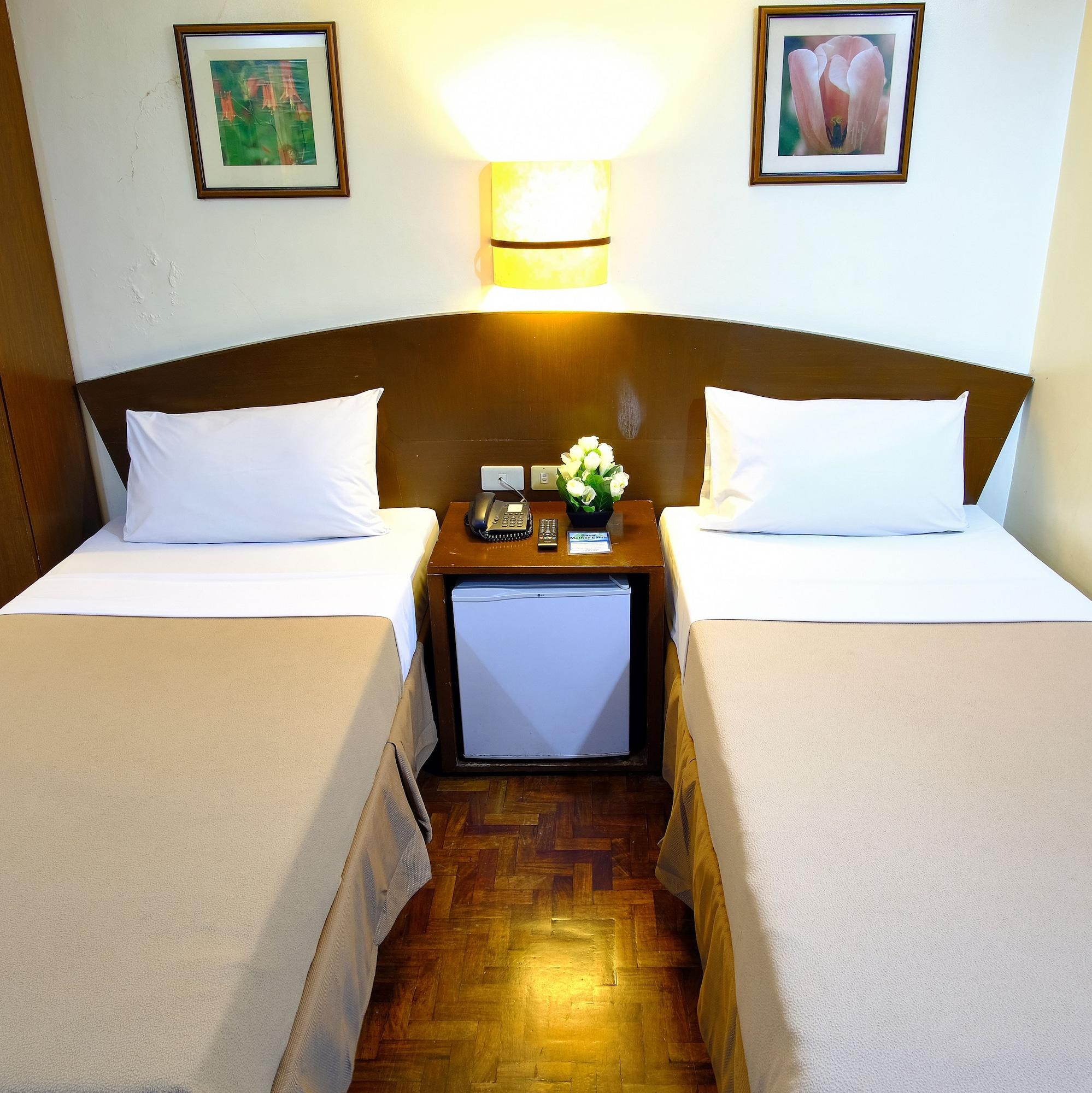 Fersal Hotel - Manila Exterior photo