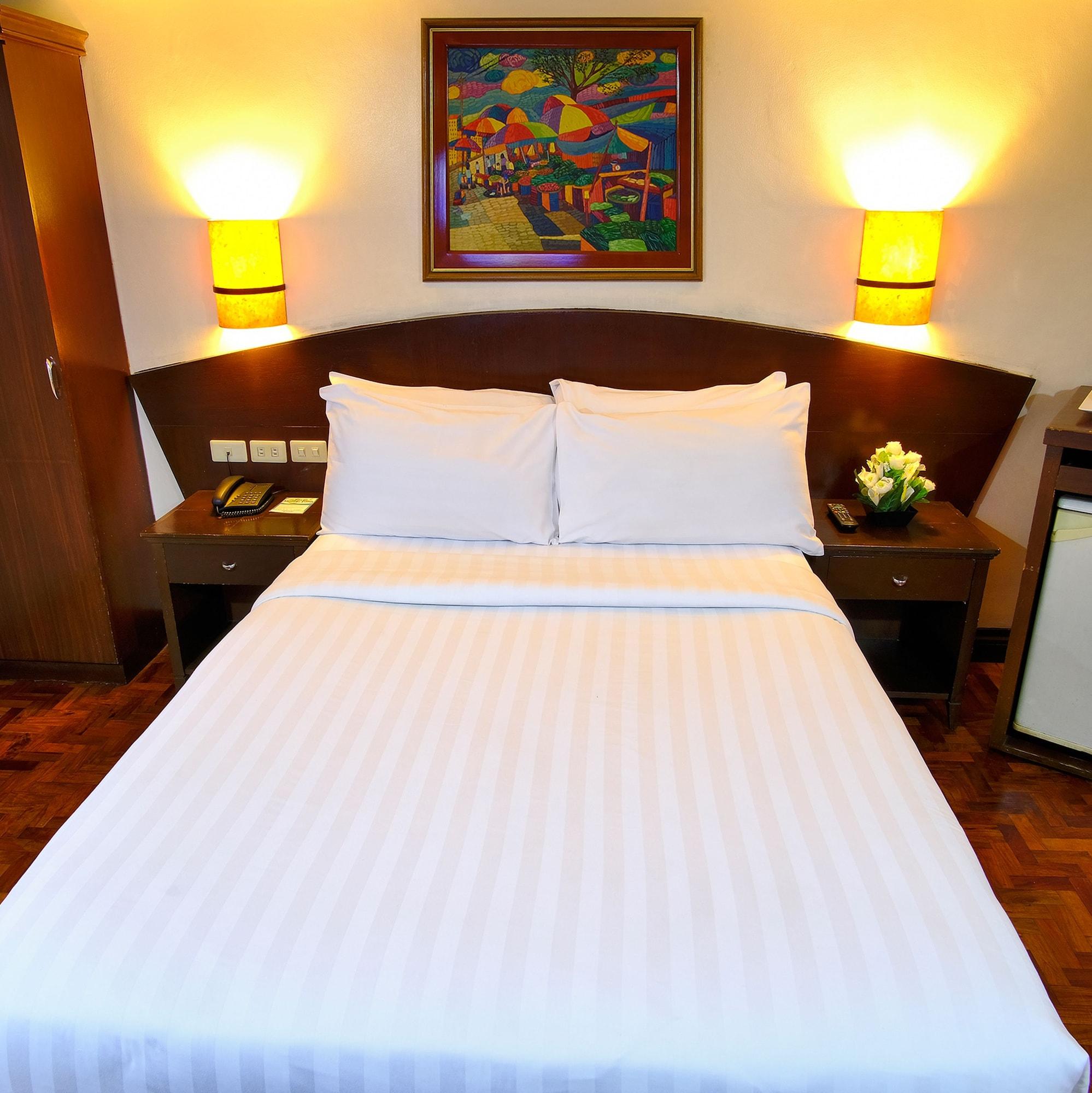 Fersal Hotel - Manila Exterior photo