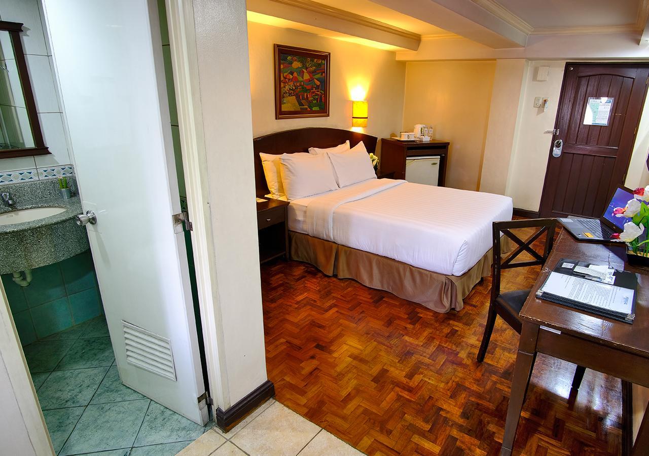 Fersal Hotel - Manila Exterior photo