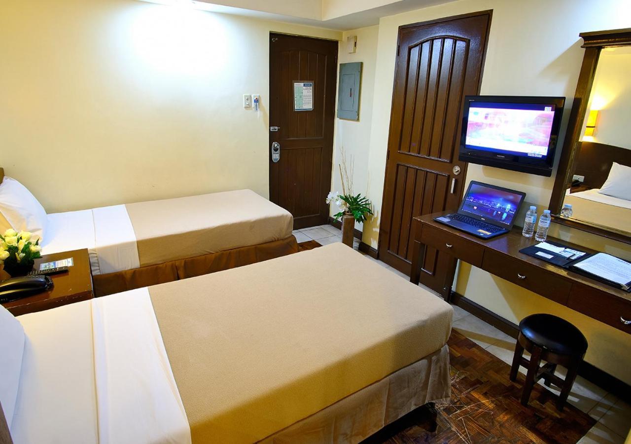 Fersal Hotel - Manila Exterior photo