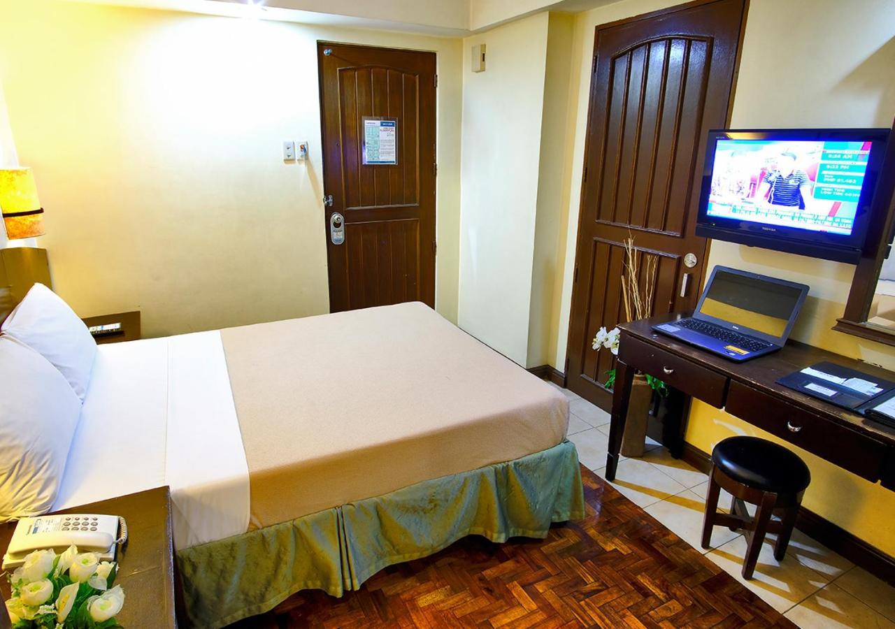 Fersal Hotel - Manila Exterior photo