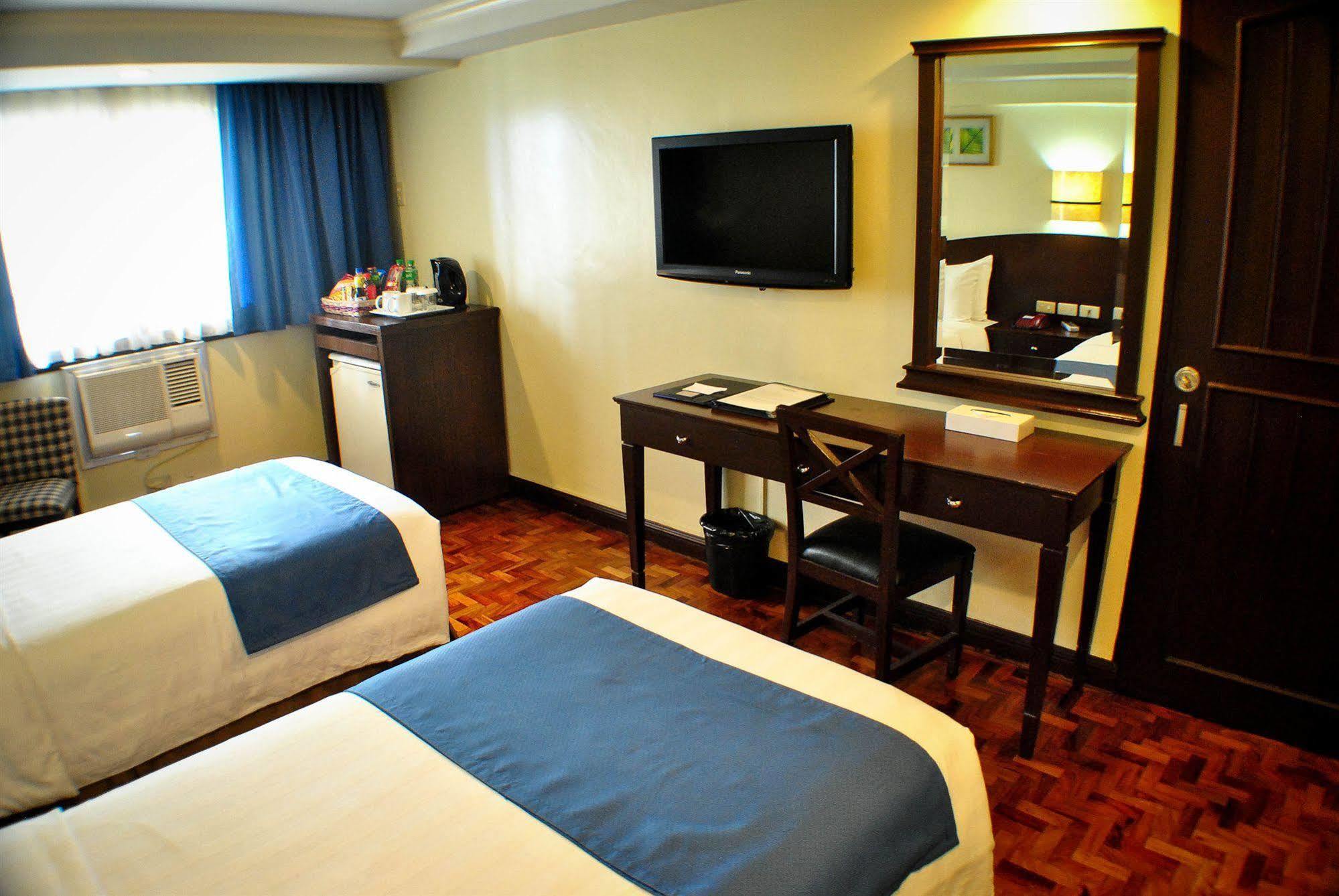 Fersal Hotel - Manila Exterior photo